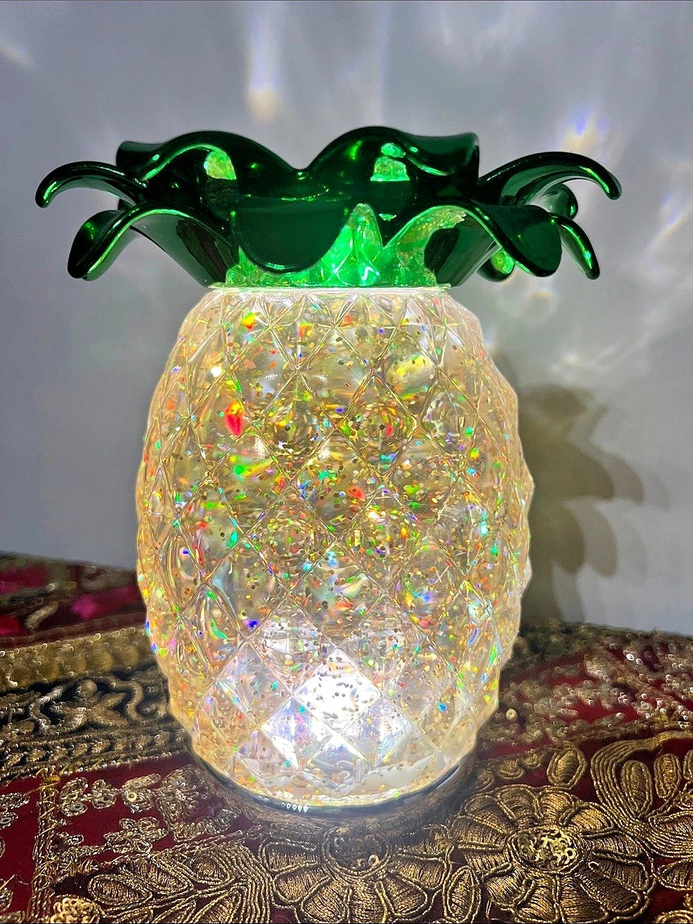 Bath & Body Works Pineapple Water Globe Pedestal 3-Wick Candle Holder Candle
